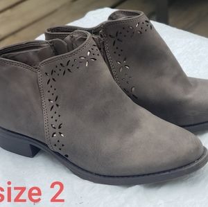Girls bootie